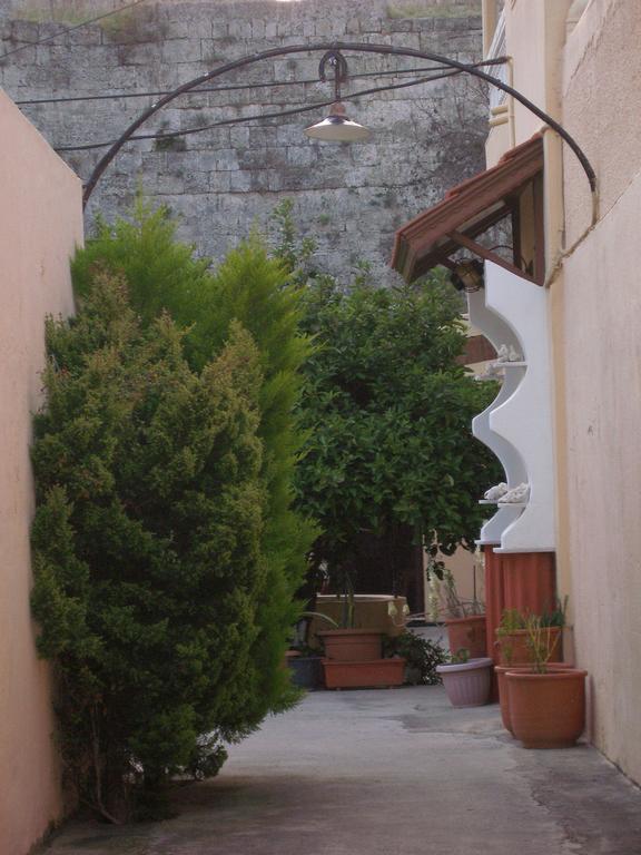 Georgia Old Town Apartments Rhodes City Eksteriør billede